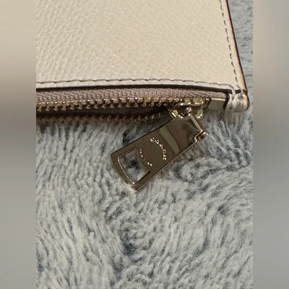 Coach NWOT leather slim zipper envelope clutch bag - Picture 4 of 4